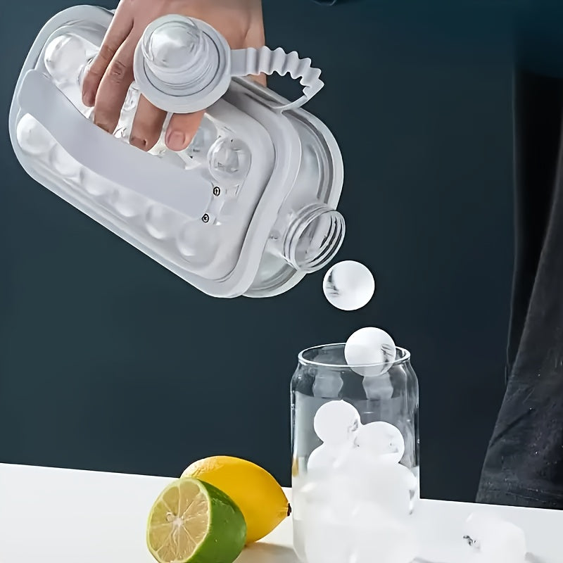 折りたたみ式製氷機とウォーターボトルが2つ1つになった