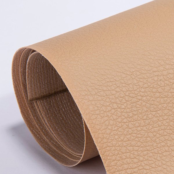 革製品補修用粘着レザー！ 買い替えの10分の1の費用で、ソファを新品同様に。