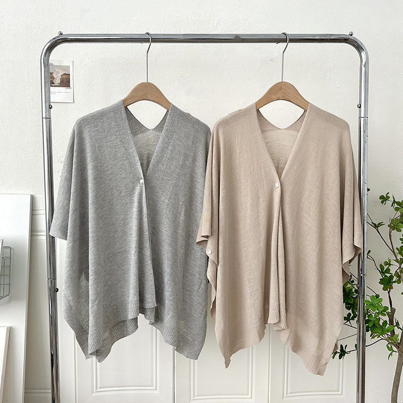 ファッショナブルで万能な長袖ニットカーディガン